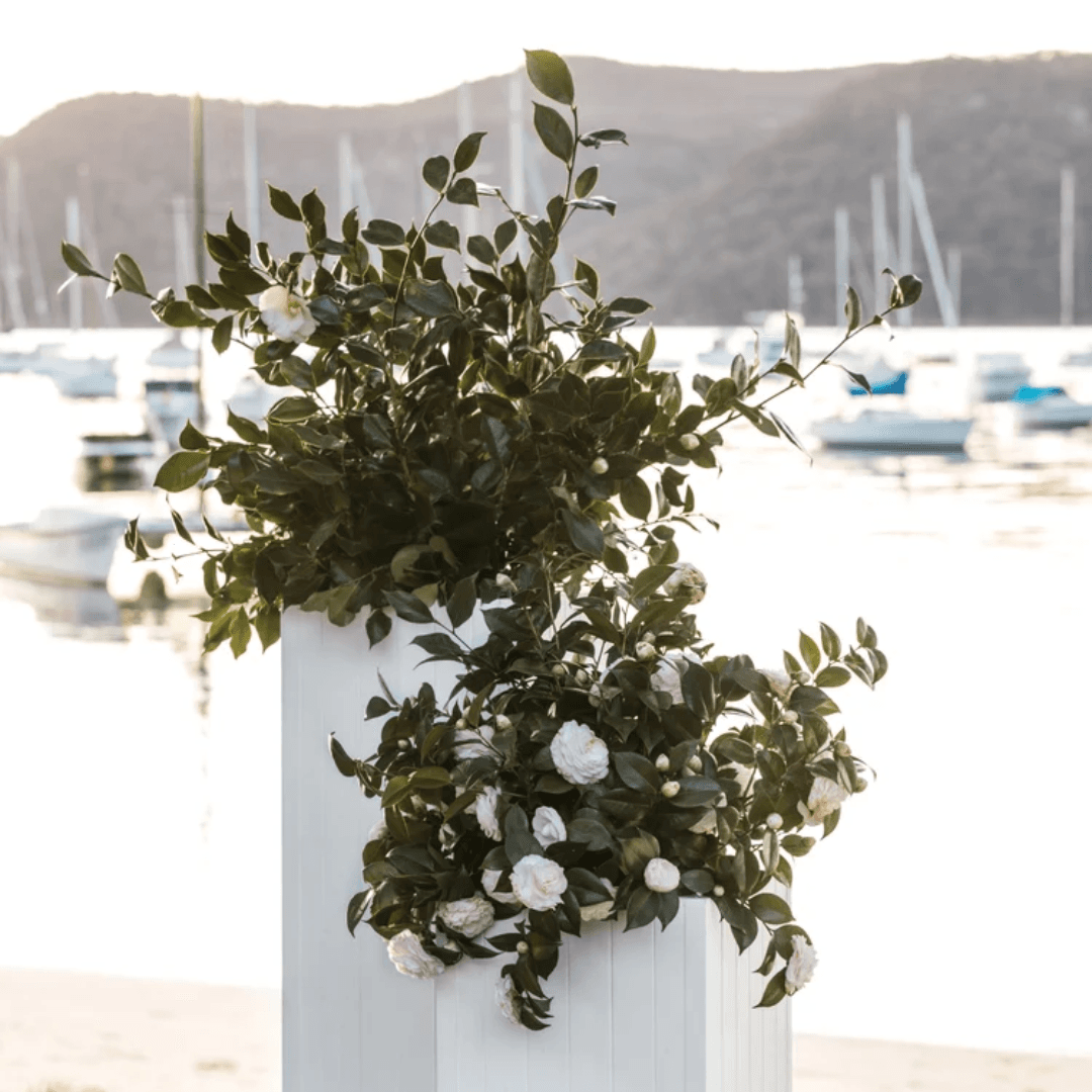 PLINTHS WITH FLORALS